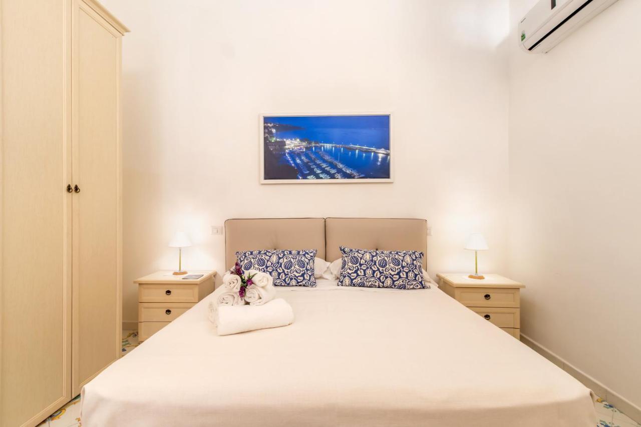 Comfy Apt 4 Sleeps Right In The Centre Σορέντο Εξωτερικό φωτογραφία