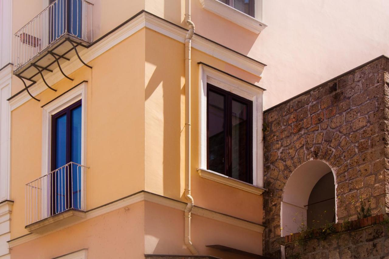 Comfy Apt 4 Sleeps Right In The Centre Σορέντο Εξωτερικό φωτογραφία